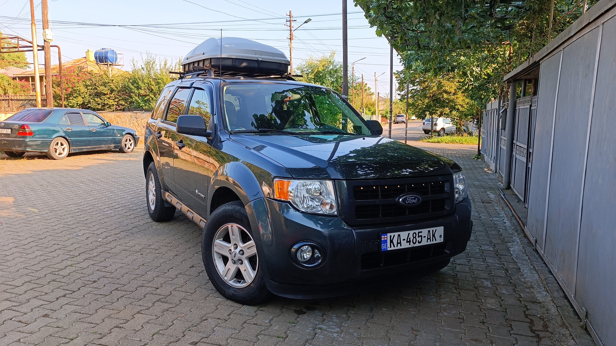 Ford Escape Hybrid Car of the Day
